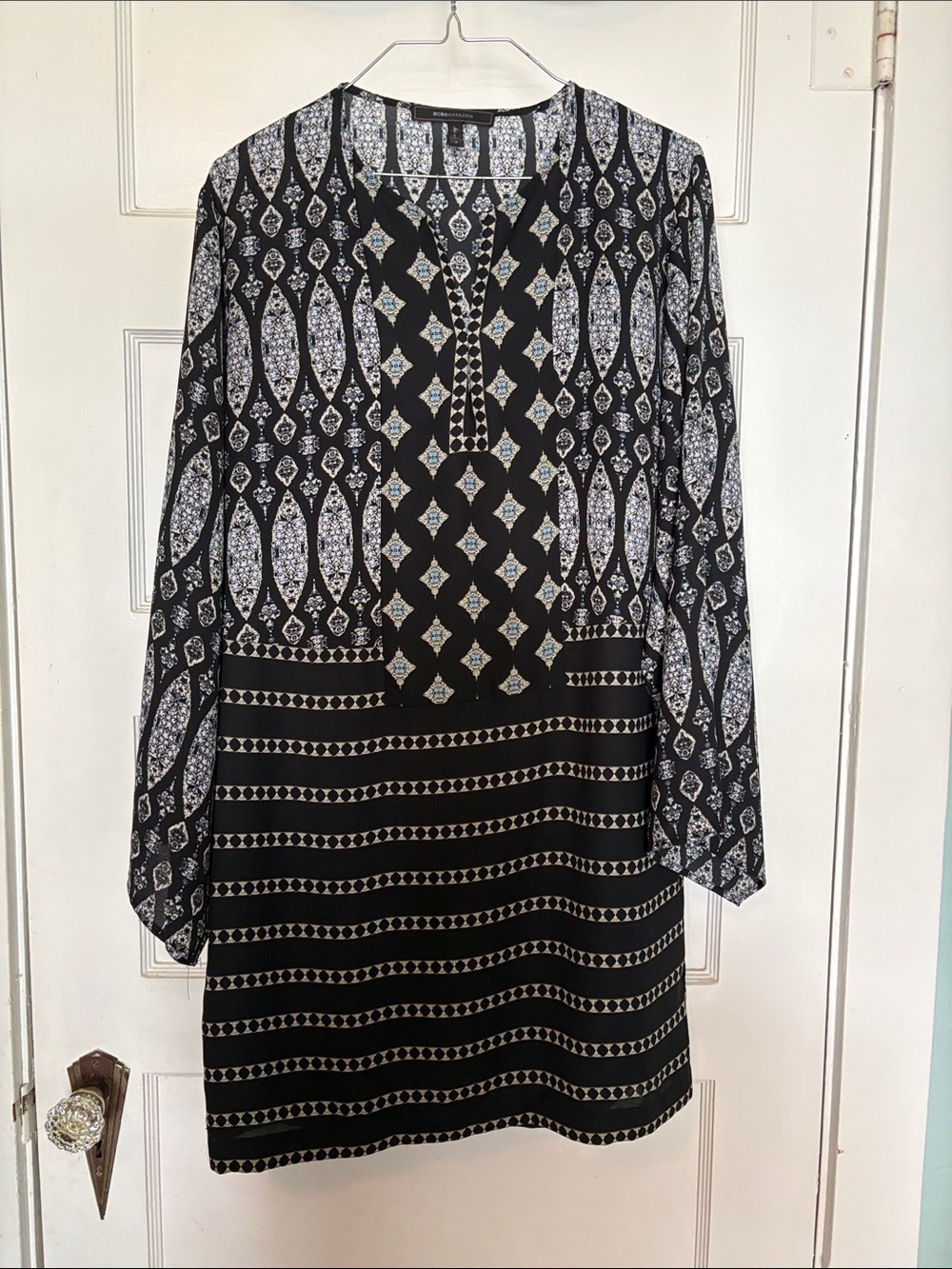 BCBGMaxazria  Black Tan and Blue Geometric Long-Sleeve Dress Size S